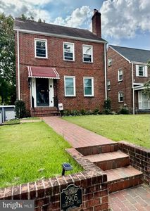 2905 Carlton Ave NE, Washington, DC, 20018