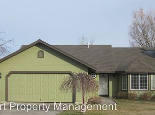 1959 NW Ivy Ave, Redmond, OR 97756