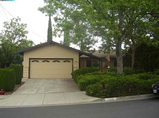 2360 Panoramic Dr, Concord, CA 94520
