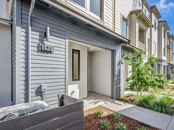 1115 Juana Ct, Palo Alto, CA 94303