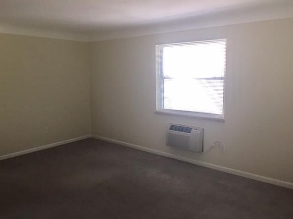 2nd image of 3318 Nash Ave APT 4