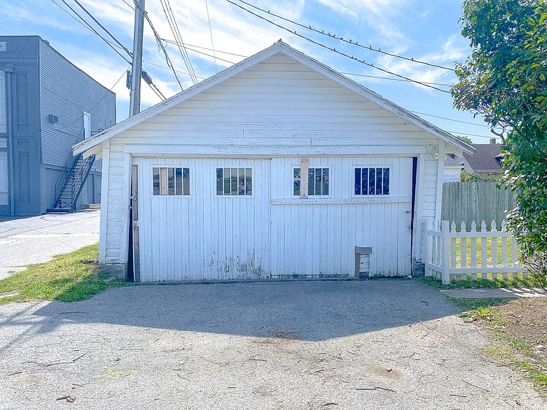 1106 S Buckeye St — Photo 4