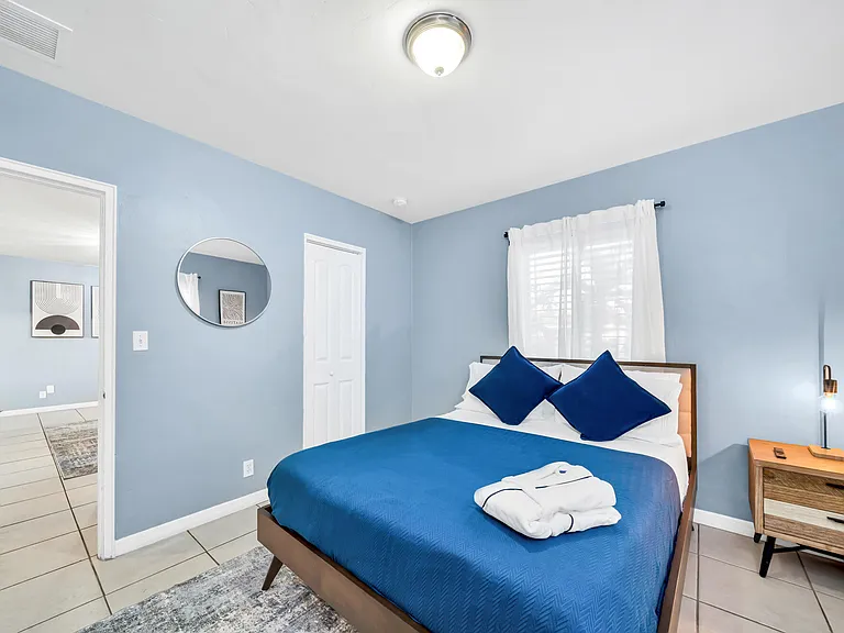 3331 Lake Ave — Photo 11