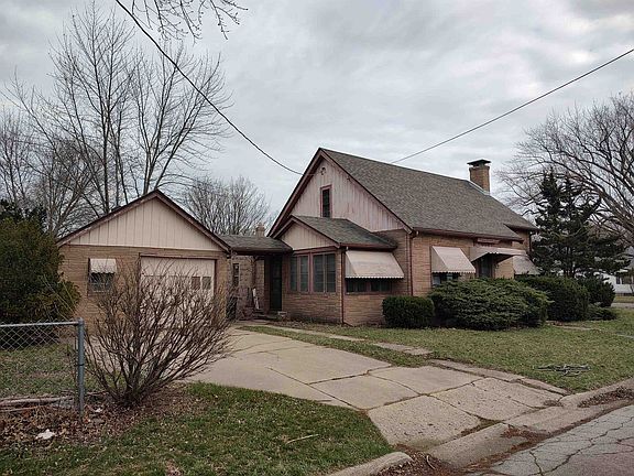 3rd image of 1703 Virginia Ave
