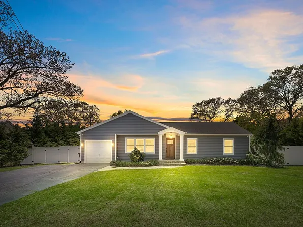 252 Jamaica Ave, Medford, NY 11763