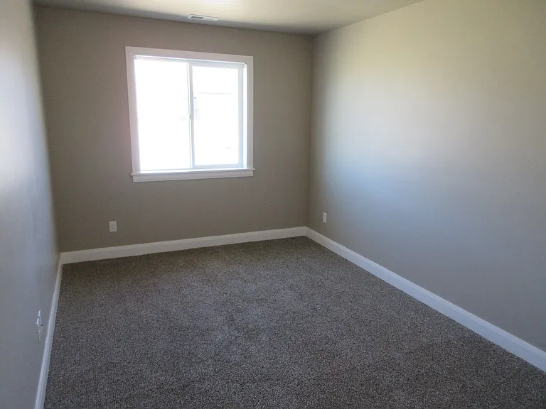 485 W 1425 N #G5 — Photo 15