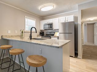 831 Bent Creek Dr #204, Wilmington, NC 28405