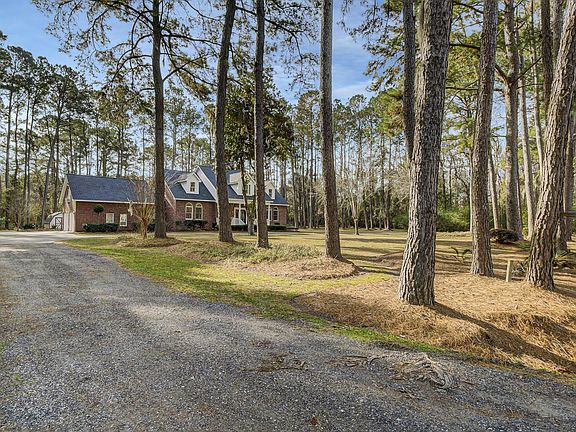 5th image of 2753 Coquina Dr