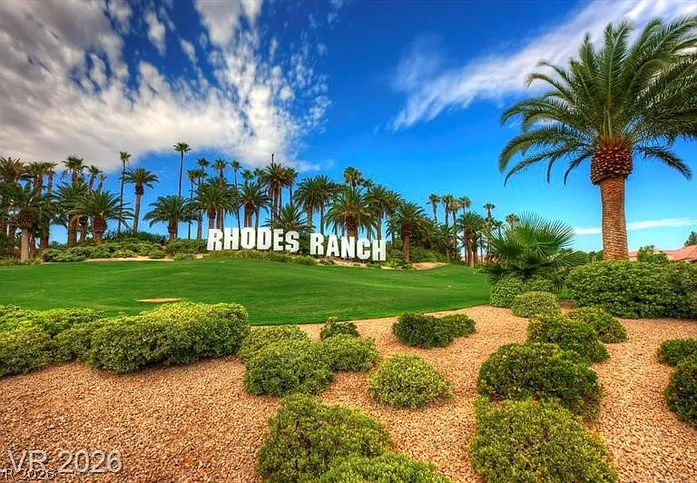212 Fairway Woods Dr — Photo 1