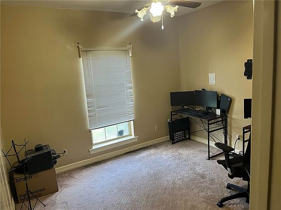5th image of 2806 Arroyo Ct N