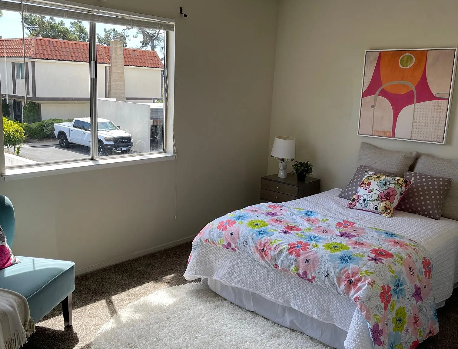 4 bed, 1740 sqft, $3,500 — Photo 4