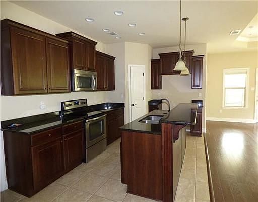 2nd image of 14049 Fox Hill Dr
