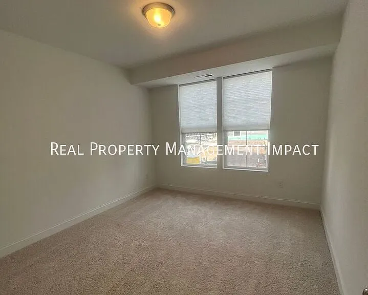 616 Market Grove Dr #100 — Photo 30