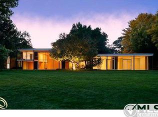 480 E Long Lake Rd, Bloomfield Hills, MI 48304