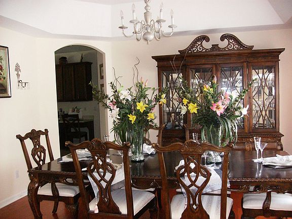 Formal Dining Room Area