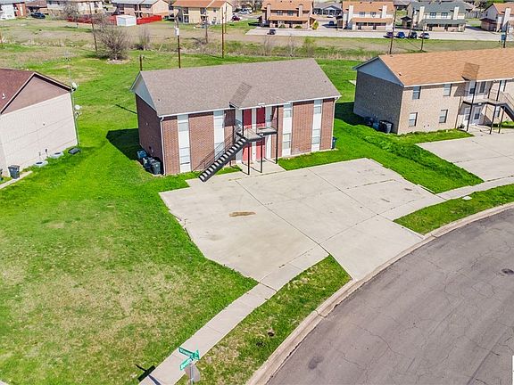 3rd image of 1716 Benttree Dr