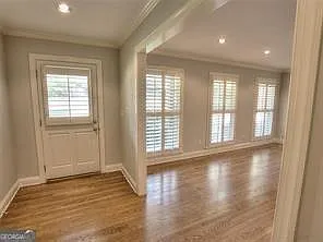 6 bed, 3.5 bath, 2466 sqft, $4,500 — Photo 4
