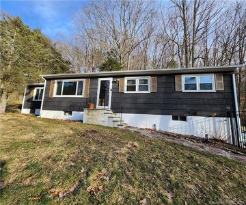 152 Redding Road, Redding, CT, 06896