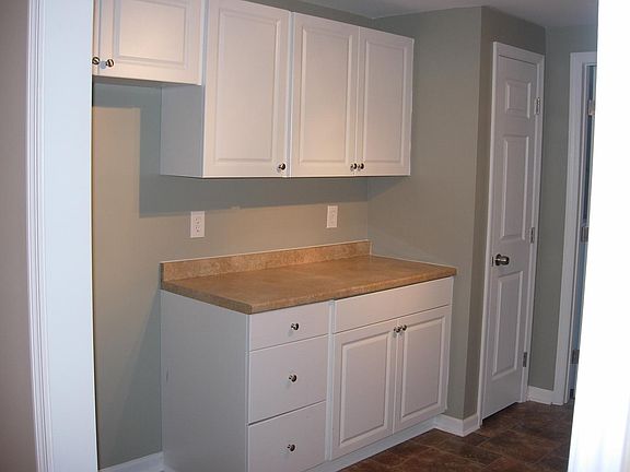 Kitchen left side (fridge is there now)