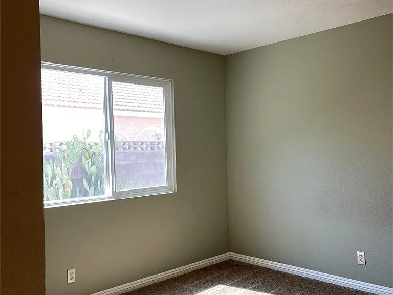 5905 April Ln — Photo 22