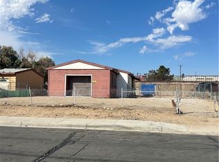 1556 Riverside Dr, Barstow, CA 92311