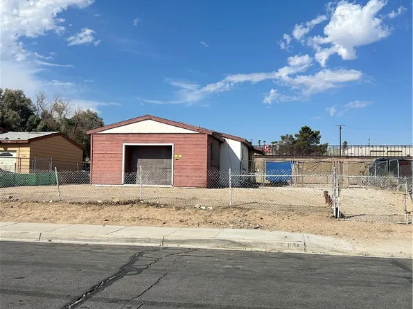 1556 Riverside Dr, Barstow, CA 92311