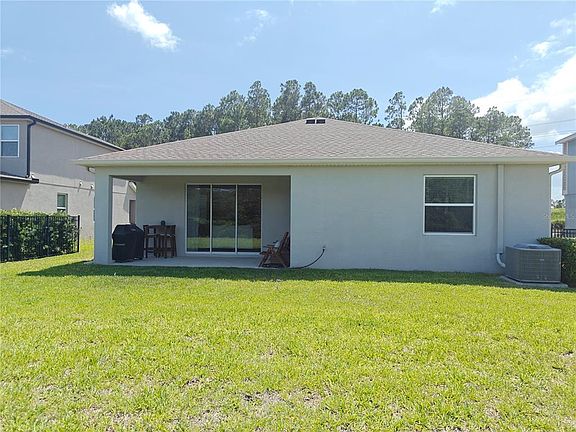 3rd image of 2856 Camden Way