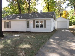 1818 Miller Dr, Niles, MI 49120