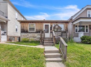 2940 S 9th Pl, Milwaukee, WI 53215