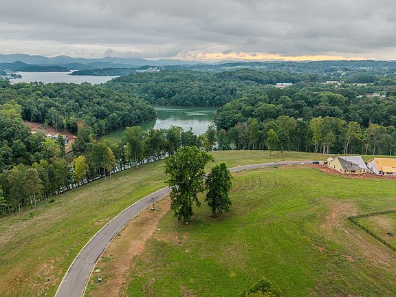 4th image of 46 Graystone Shls