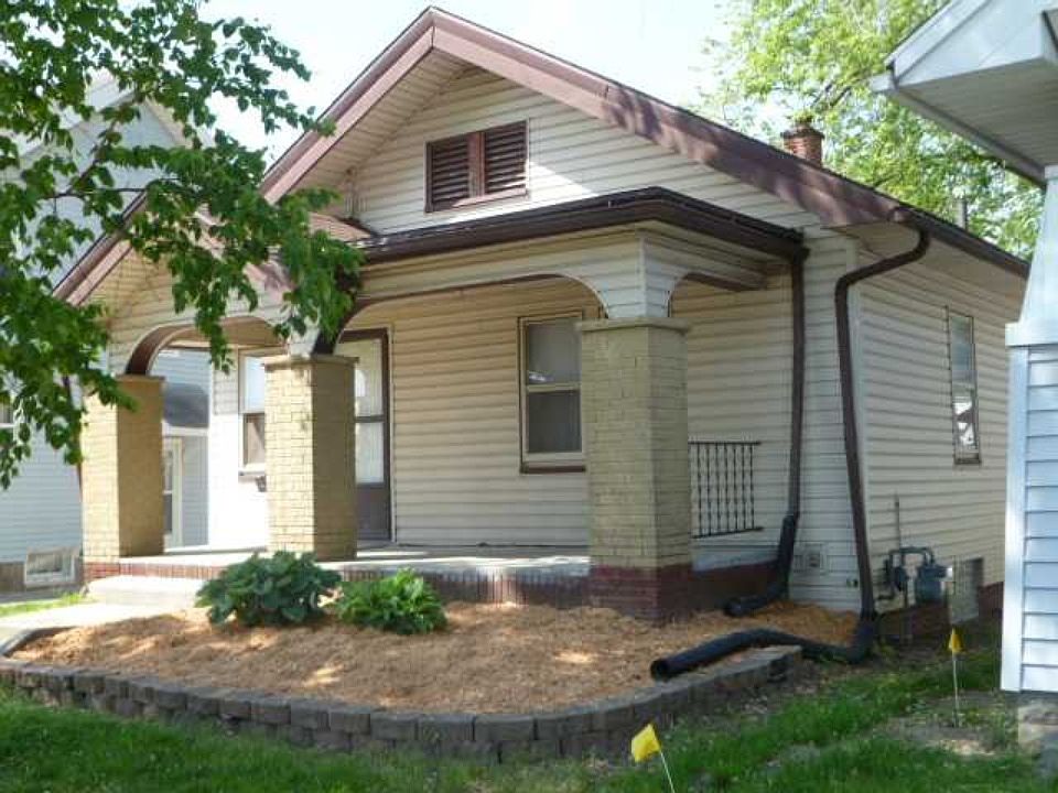 1st image of 912 Hampton Ave