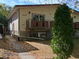 10727 64th Ave NW, Edmonton, AB T6H 1T1