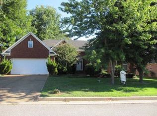 53 Chapel Creek Dr, Jackson, TN 38305