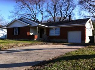 414 W Daugherty Dr, Garland, TX 75041