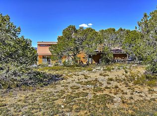 43 E Ridge Rd, Edgewood, NM 87015