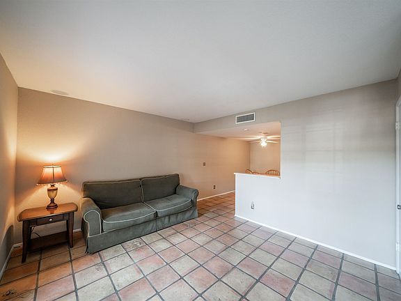 4th image of 8625 E Belleview Pl Unit 1032
