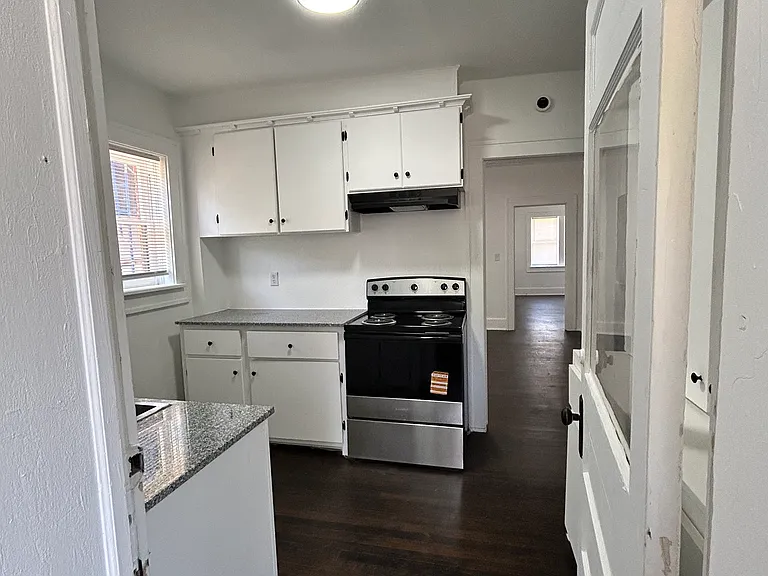 1316 NW 9th St #1/2 — Photo 24