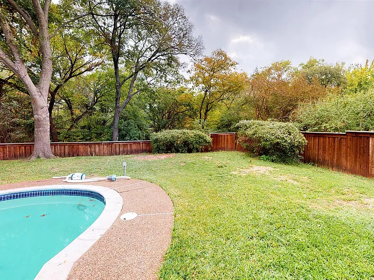 12119 Larchgate Dr — Photo 24
