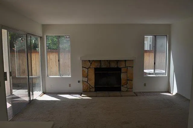4 Bedroom Home in the Summer Creek Community of West Escondido — Photo 4