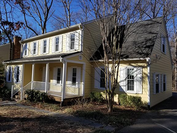 Front of house from driveway