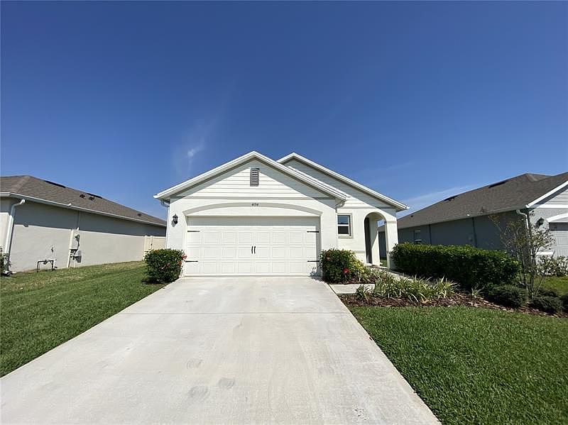 1st image of 4194 Looking Glass Pl