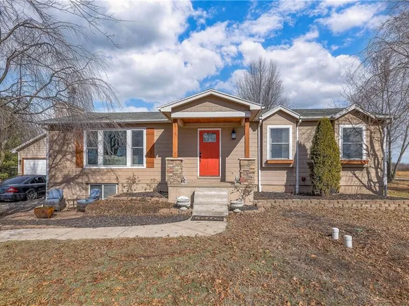 1585 SW 75th Rd, Kingsville, MO 64061