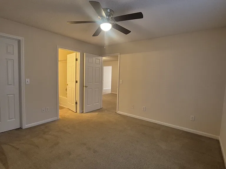 320-2D Brownlea Dr #1 — Photo 10