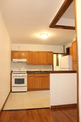 Rented by Compass | media 23