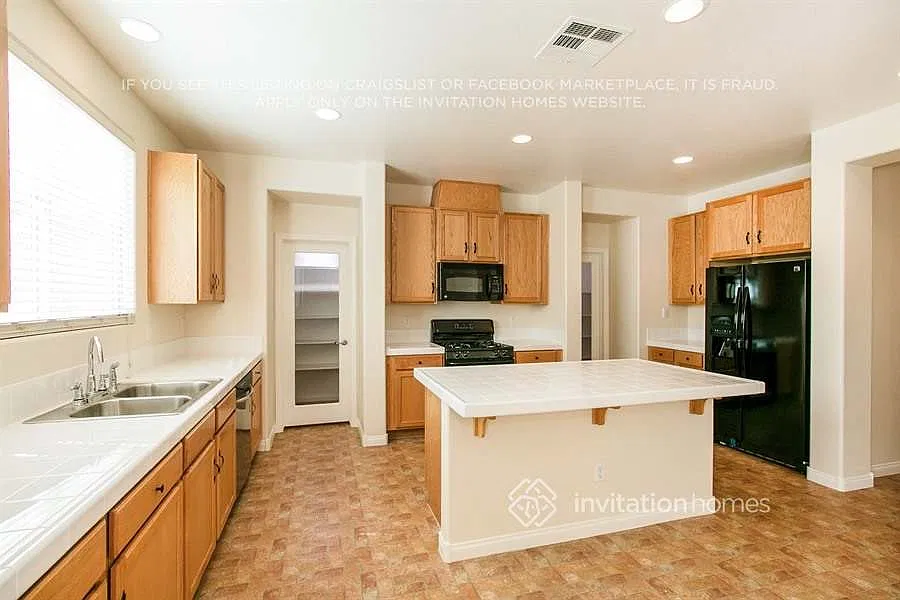 1851 Gentle Dawn Ave North Las Vegas, NV 89084 — Photo 2