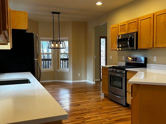 Kitchen - Looking from laundry room