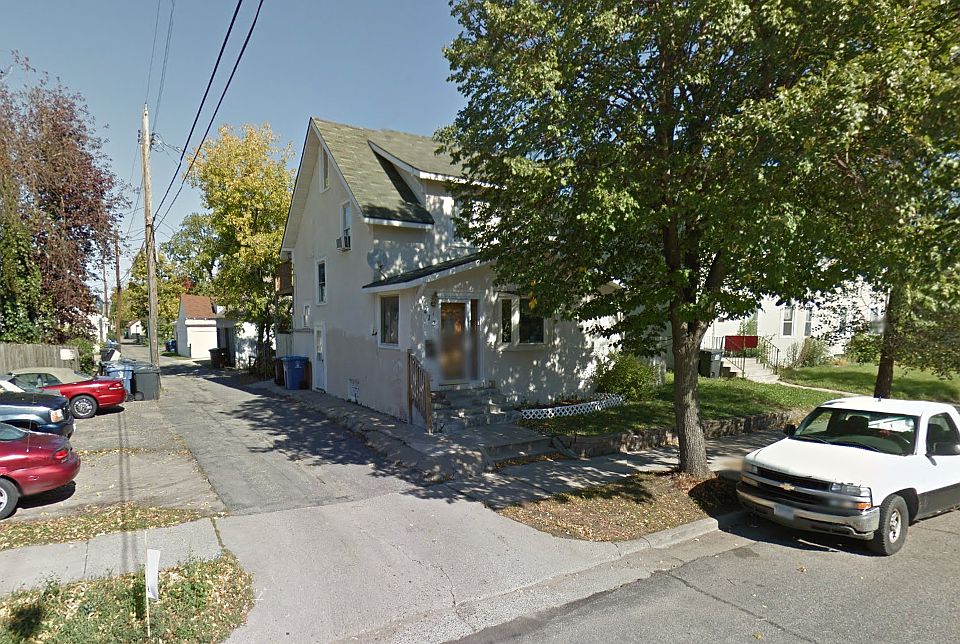 2nd image of 412 34th St E