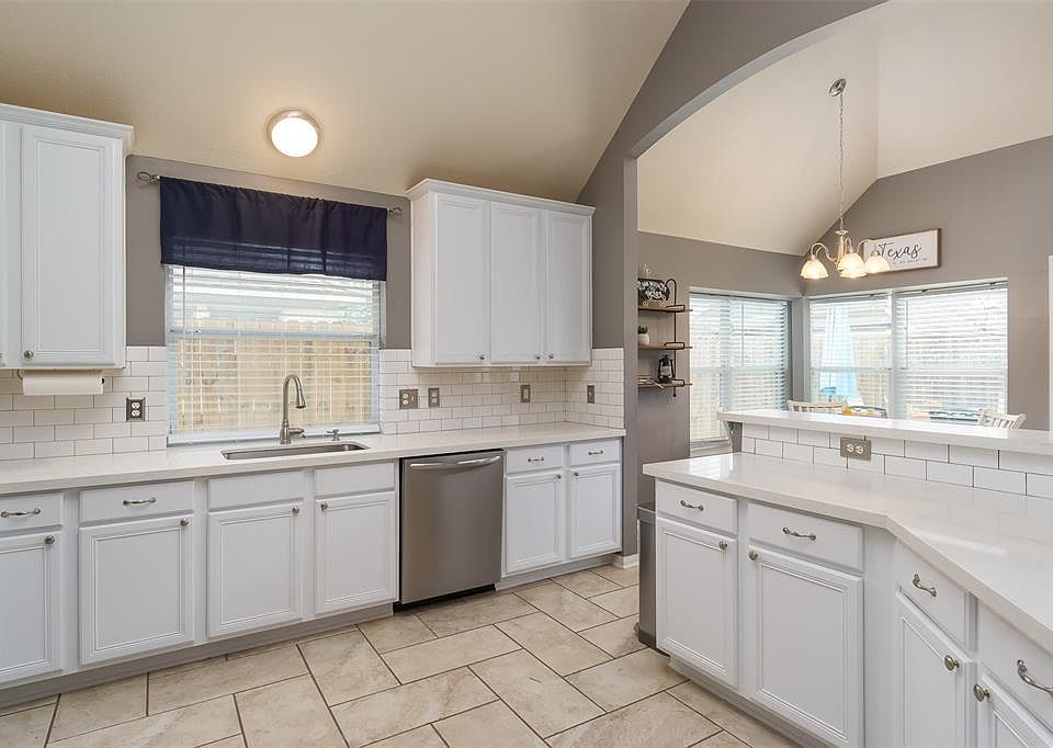 1st image of 6717 Keithwood Cir S