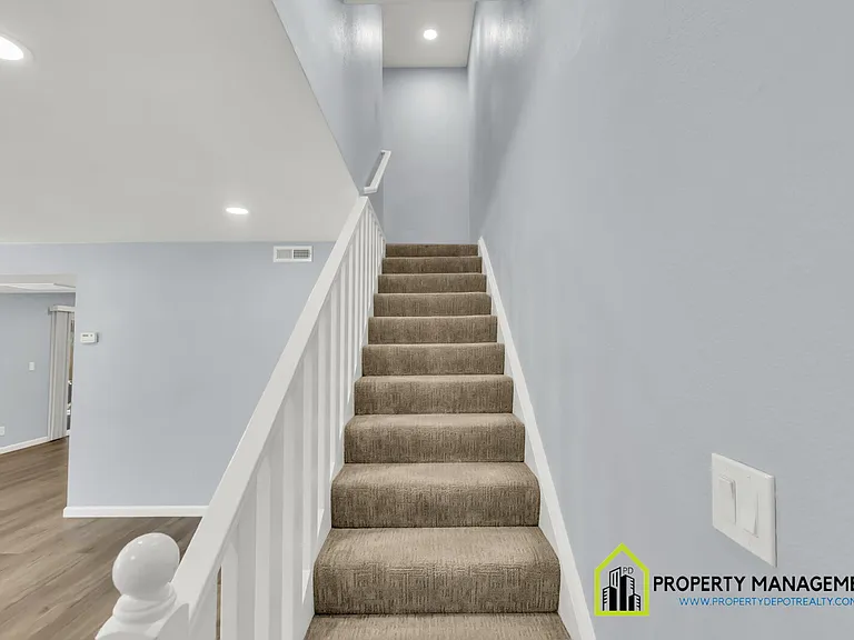 5334 Karbet Way — Photo 21