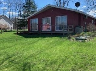 9 Sunrise Dr, Pennellville, NY 13132